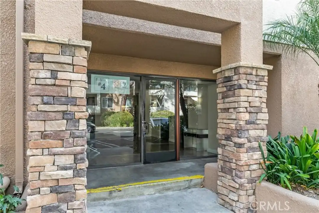 5500 Owensmouth Ave unit 317 - View 4