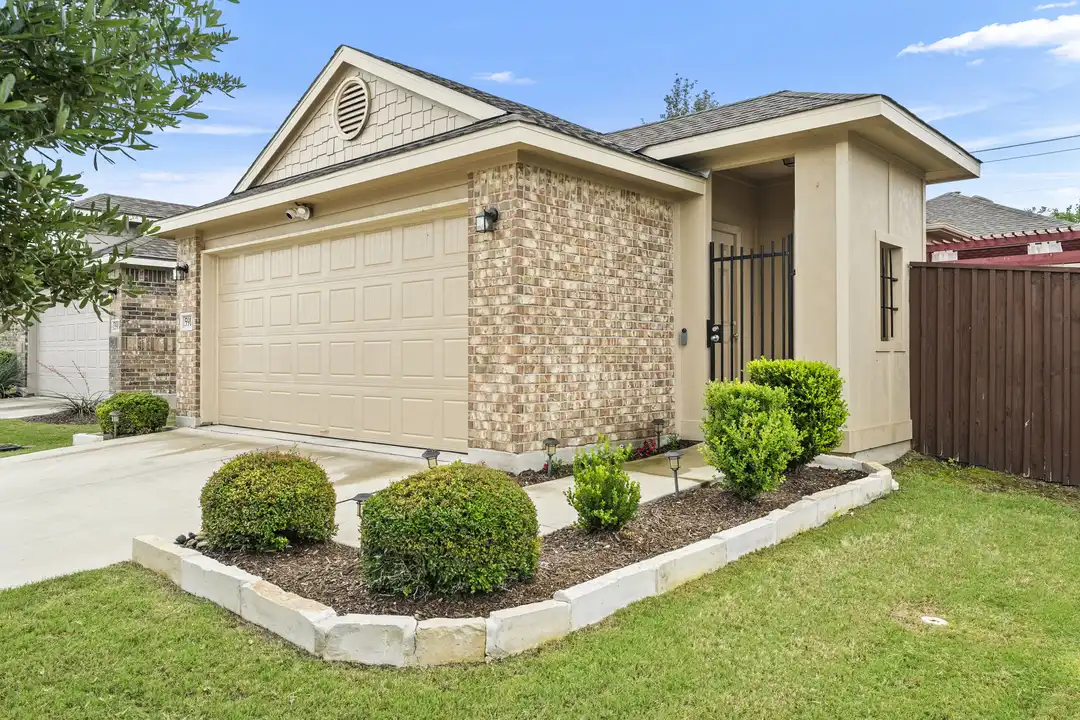 5917 Principale Dr - View 6
