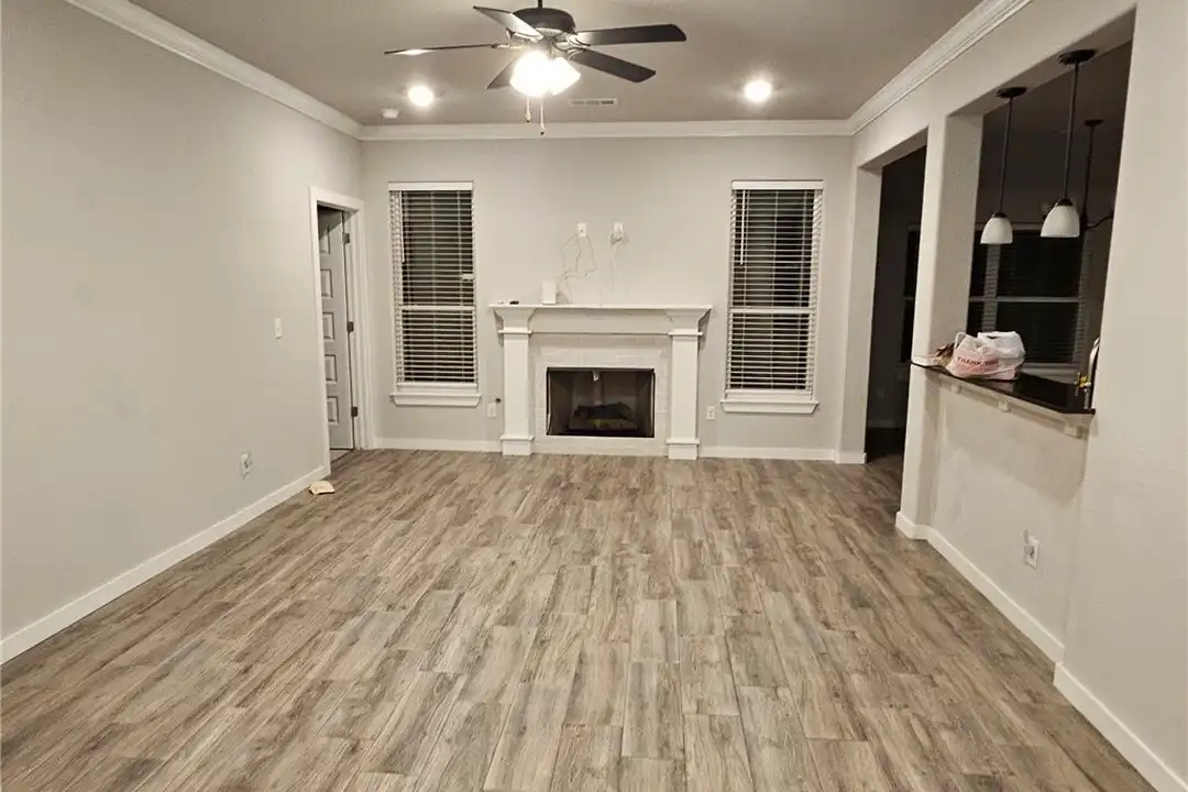 441 Coconut Ln - View 2