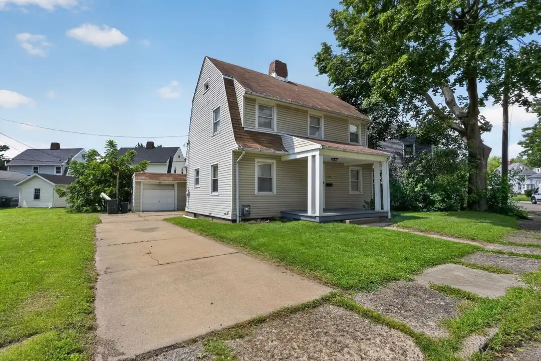 1337 Ivydale Ave SW – photo 1