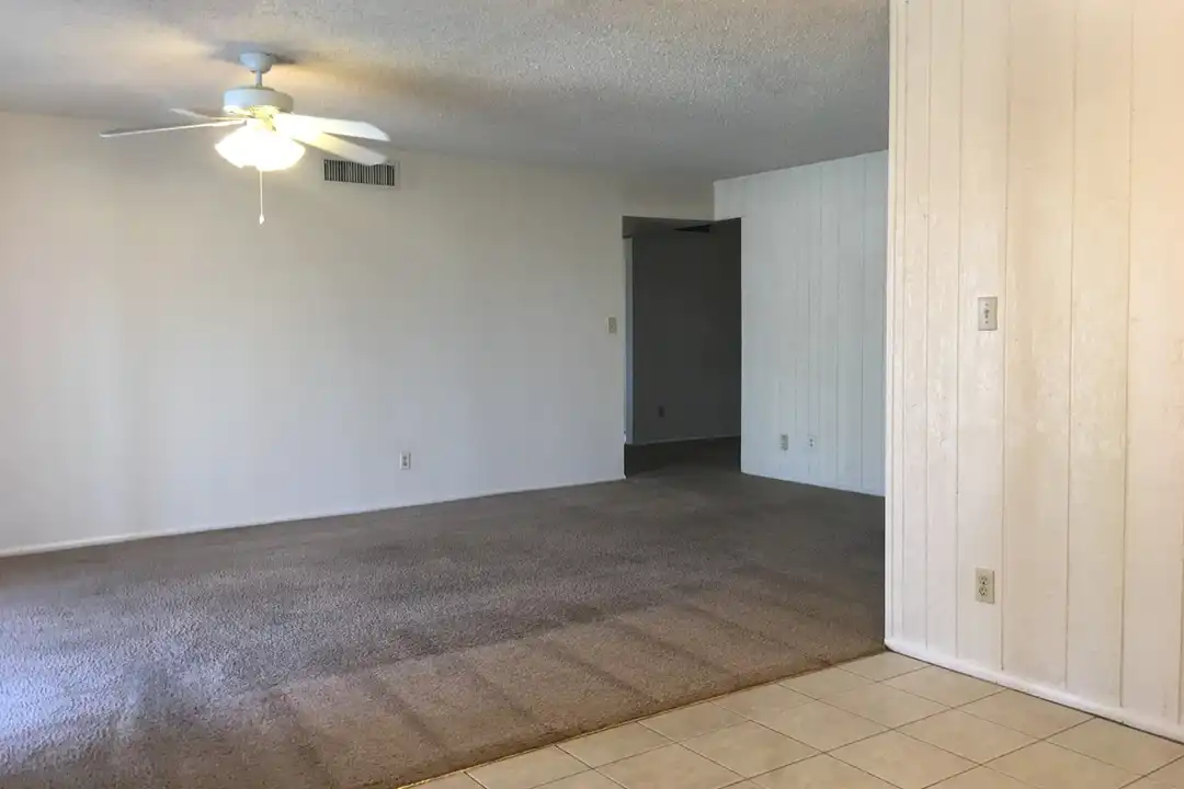 1933 E Apollo Ave - View 6