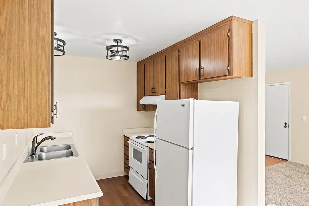 The Peppertree Apartments - More