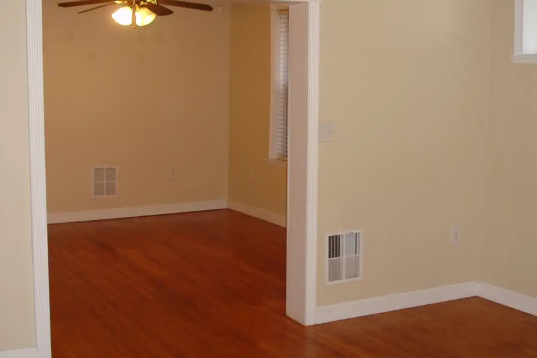 611 S West End Ave - View 3