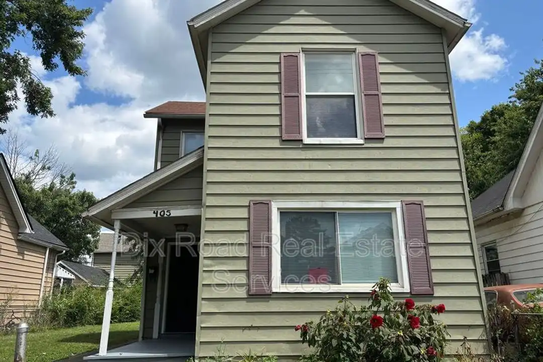 405 Moore St – photo 1