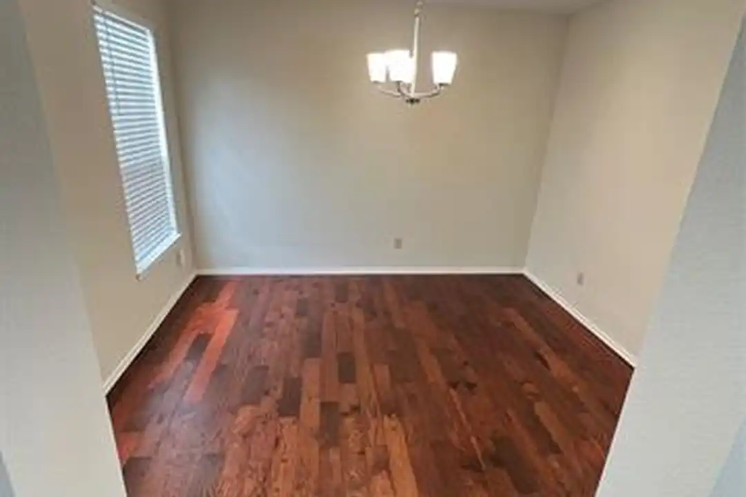 House in Mesquite - More