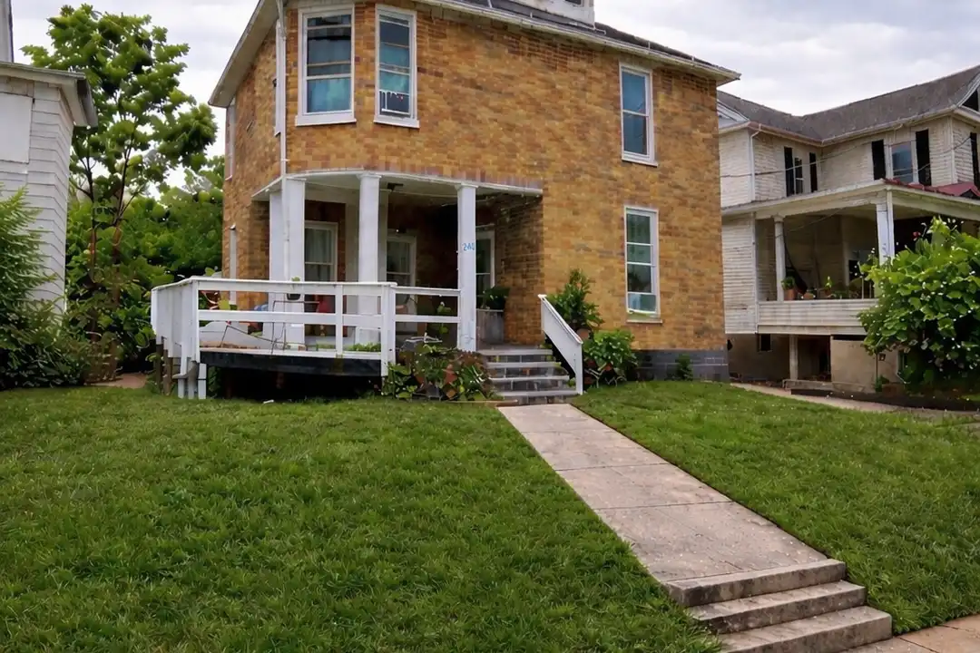 115 N Lancaster St