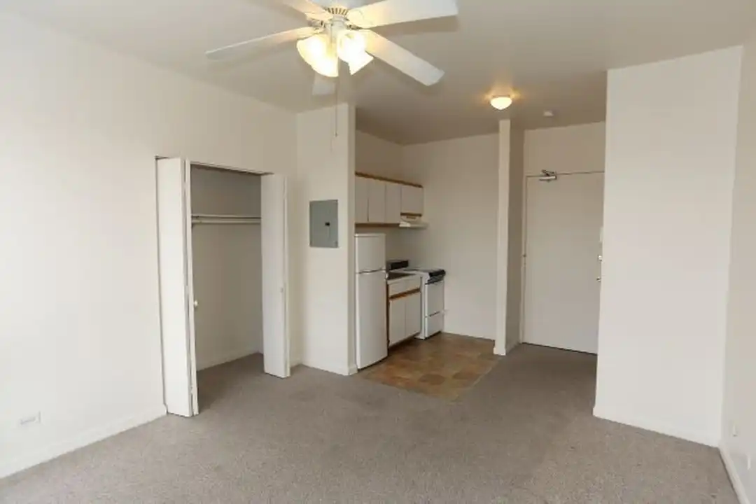 3957 Irving Park Rd unit D703 - View 6