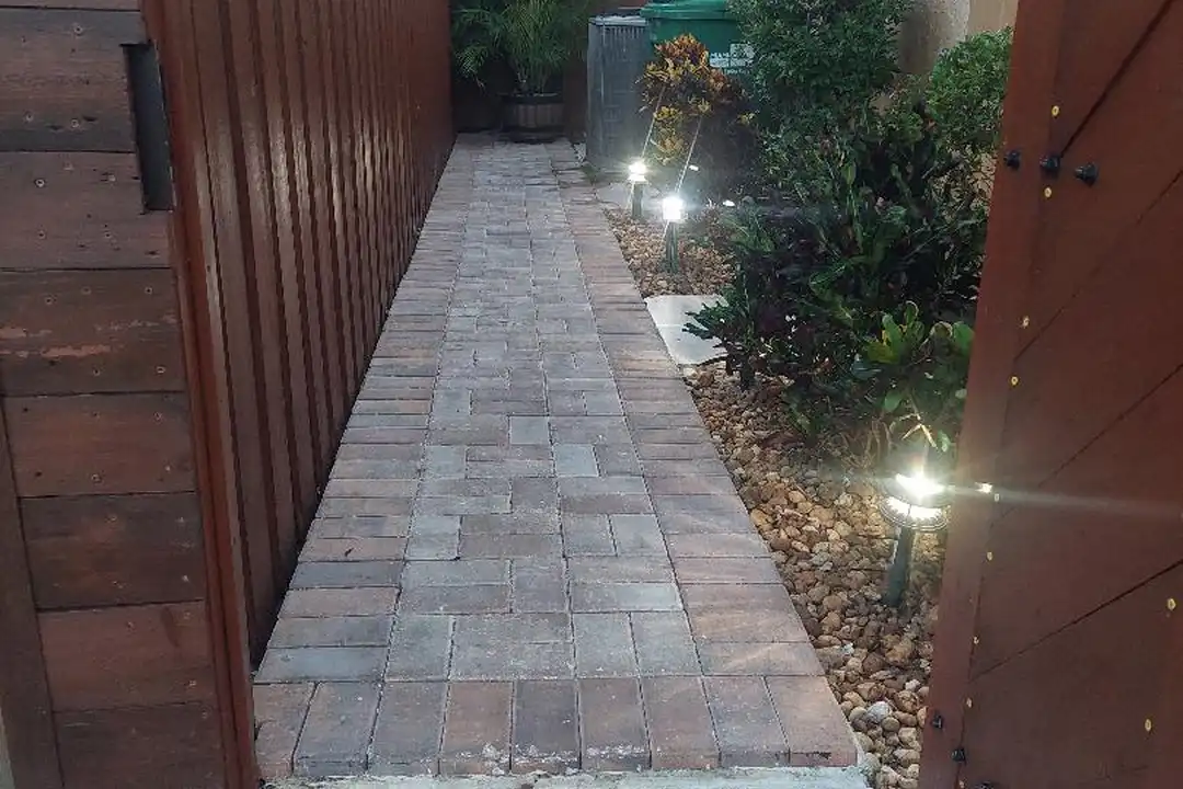 Apartment in Hialeah - View 5