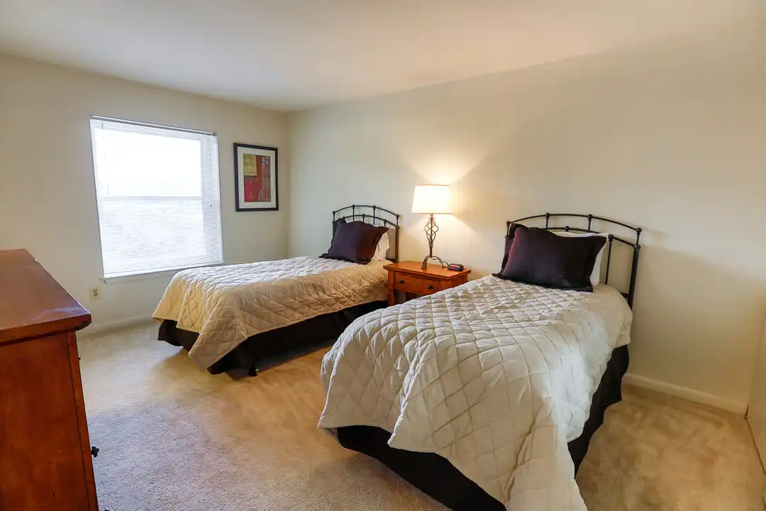 599 Cranbrook Rd unit MC315C - View 6