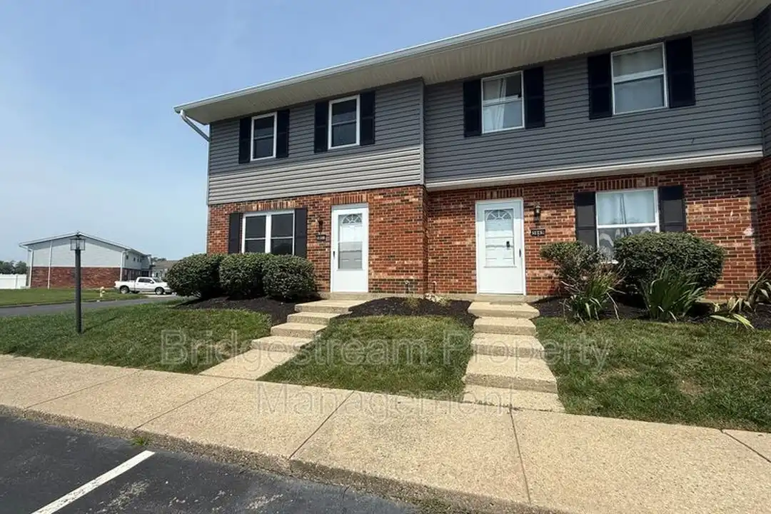 3851 Hillsboro Dr – photo 1 of 11