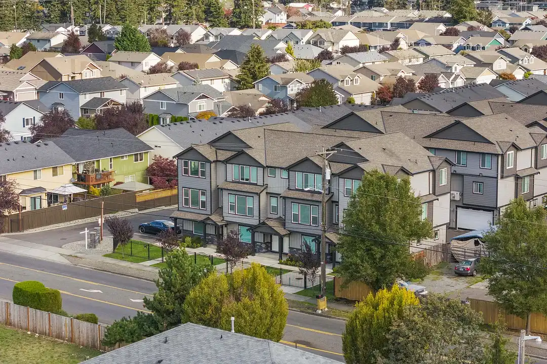 Rainier View Court Townhomes – photo 1