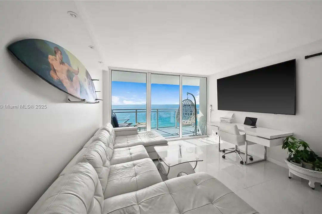 2030 S Ocean Dr unit 1716 - View 5