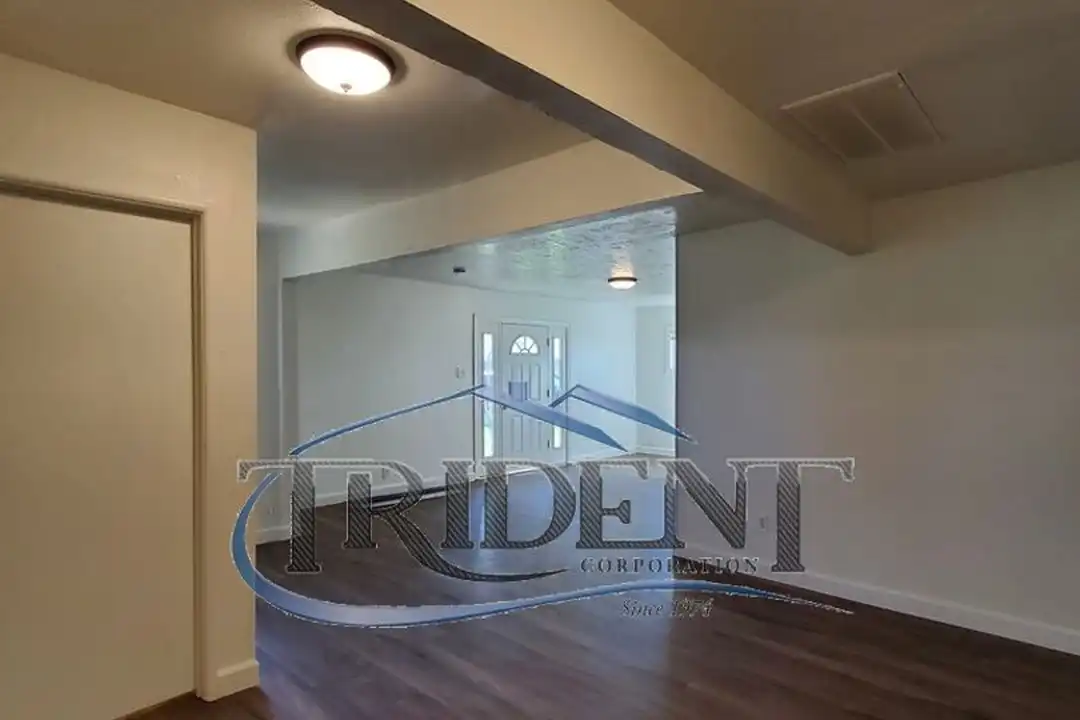 1825 Sierra Way unit 1825 - View 3