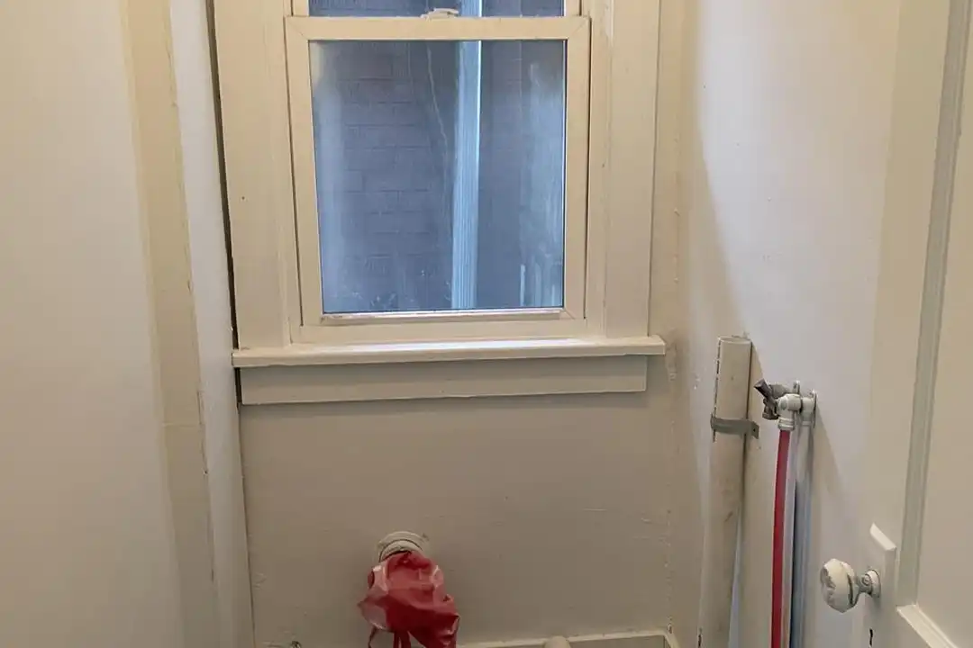 Apartment in Pittston - View 4