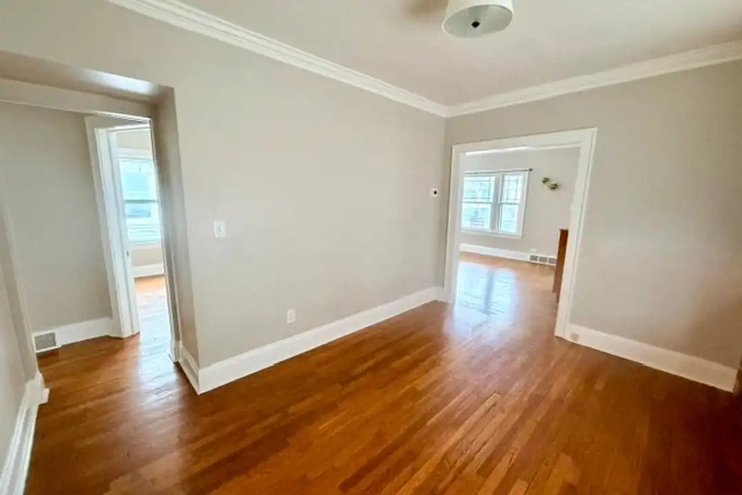 2080 Bunts Rd unit Up – photo 1