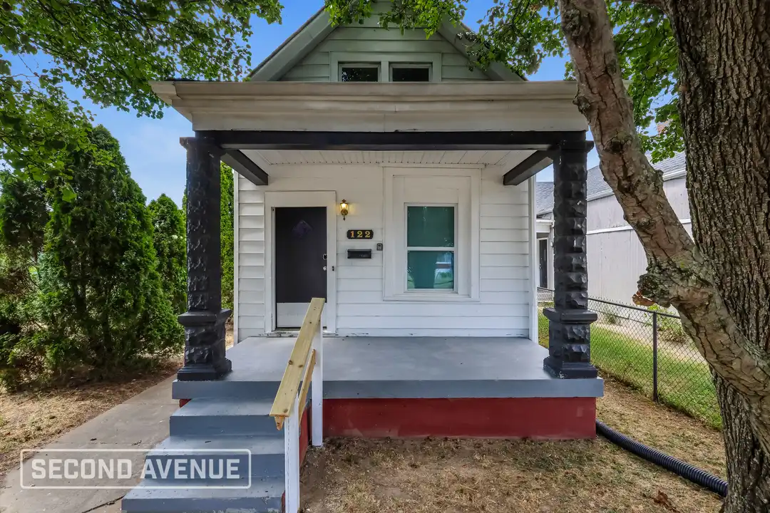 122 S Longworth Ave – photo 1