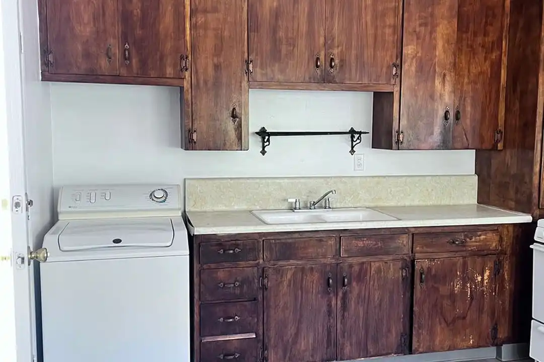 901 E High Ave unit # 903 - View 4