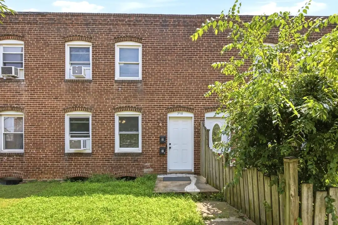 3511 6th St unit 1 – photo 1