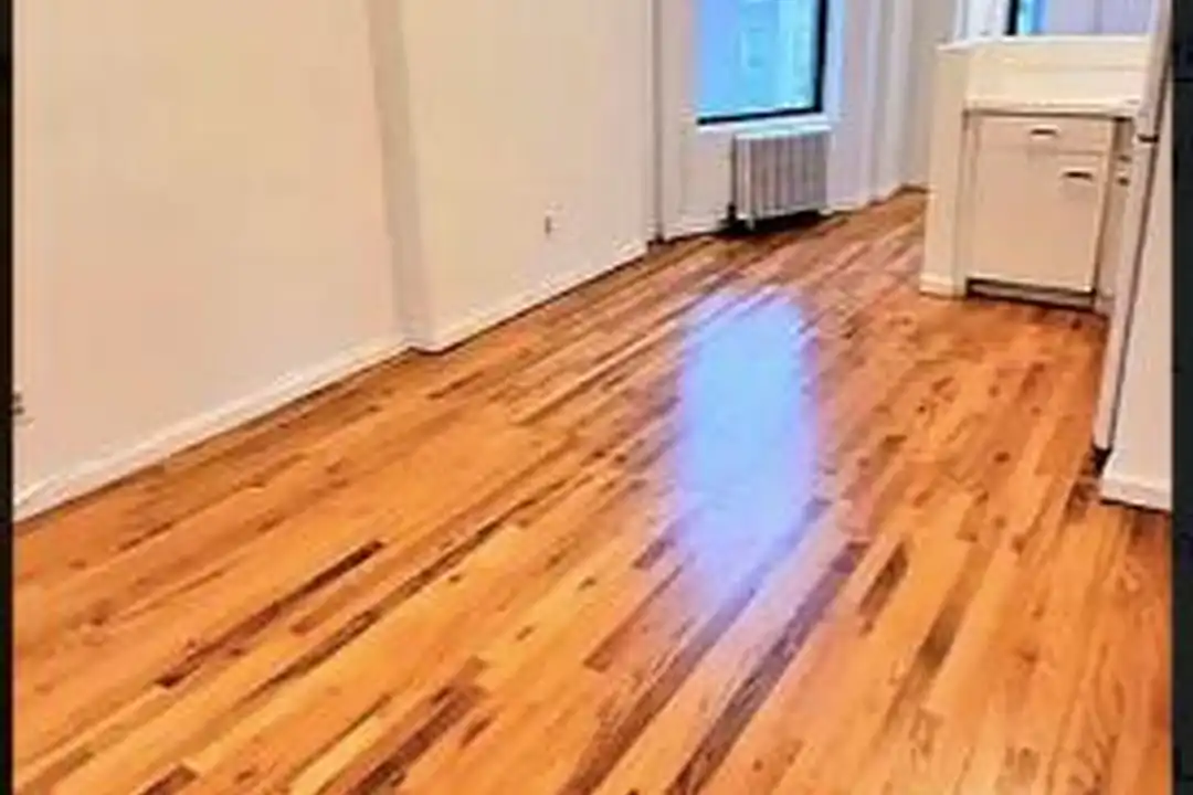 247 E 62nd St unit 15 – pohled 4