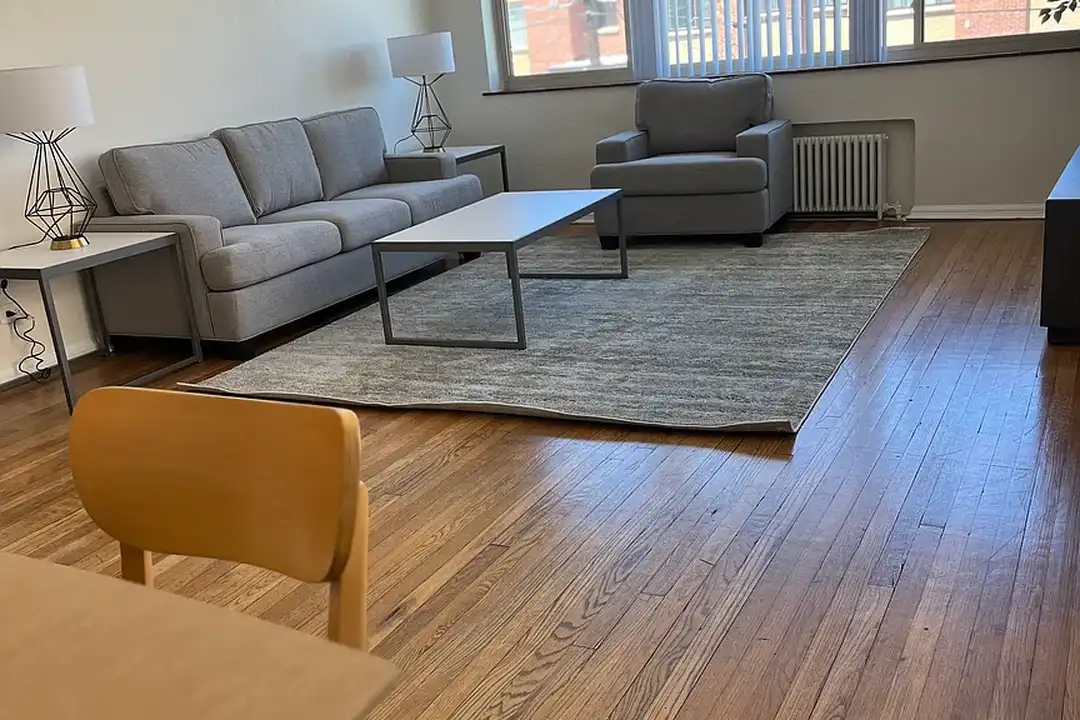 Hale Hall Apartments – pohled 3