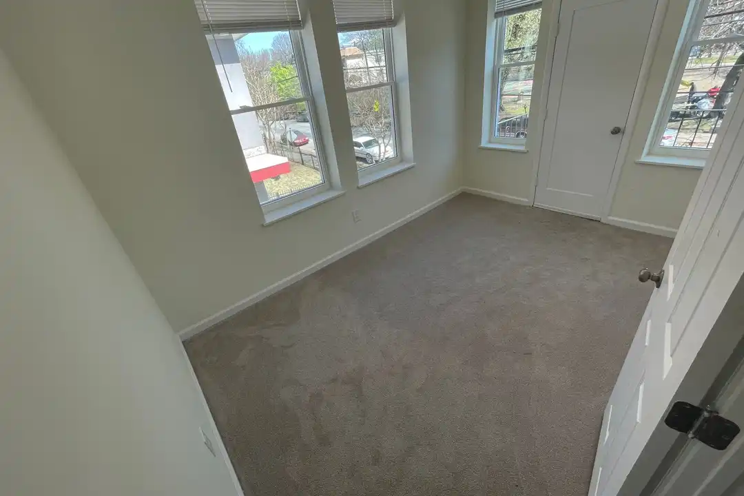 386 Parkway Dr NE unit 306 - View 5