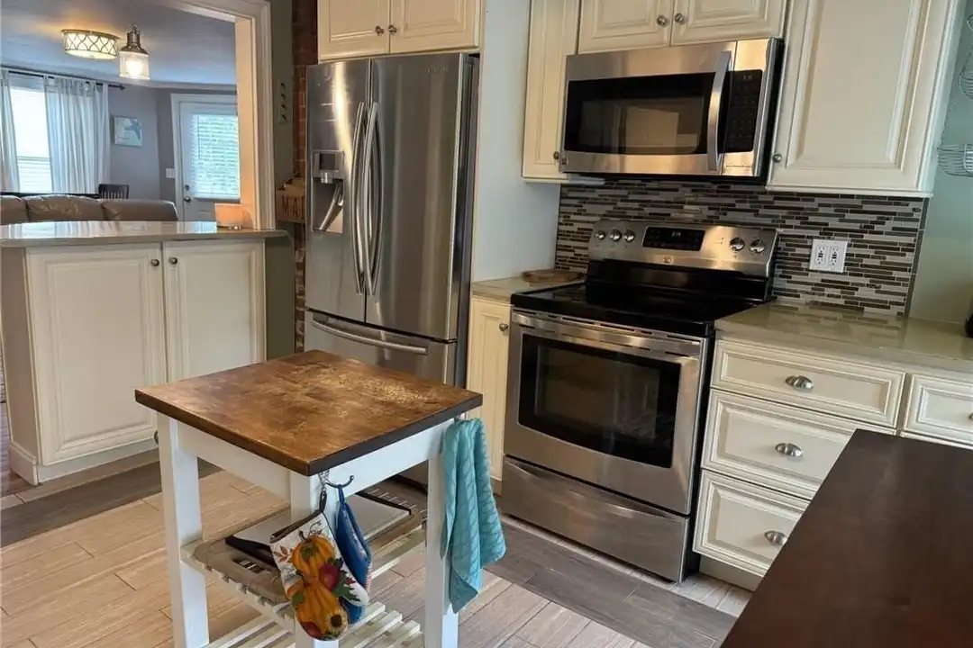 4 Hammond St #5 - View 6
