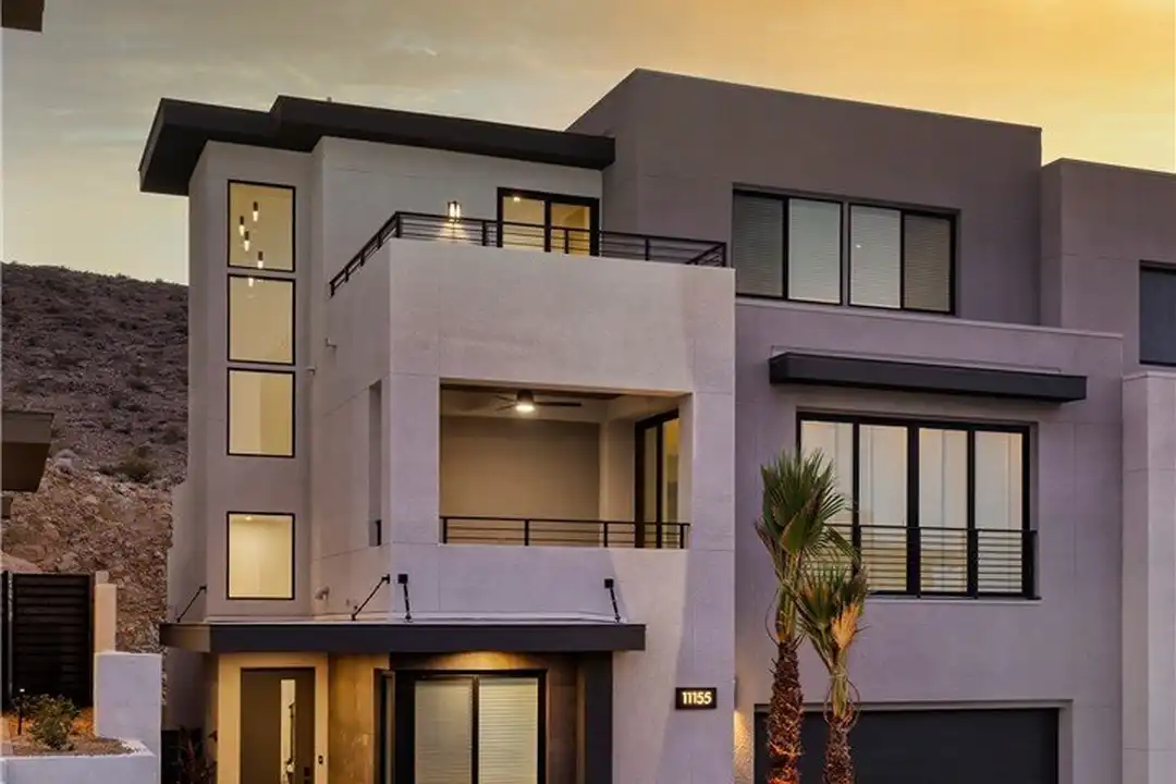 11099 Socrates Rdg St - More