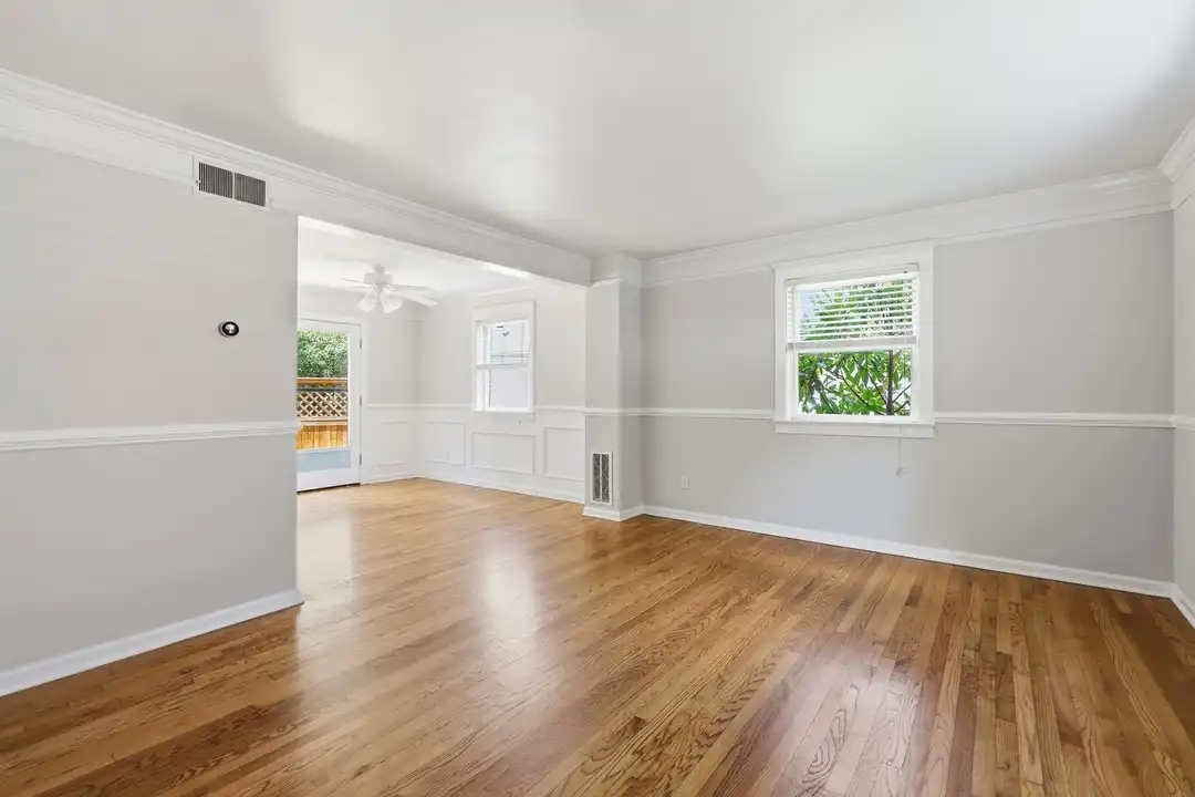961 St Marys St - More