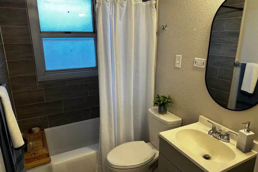 220 S 25th Ave unit 30 - View 2