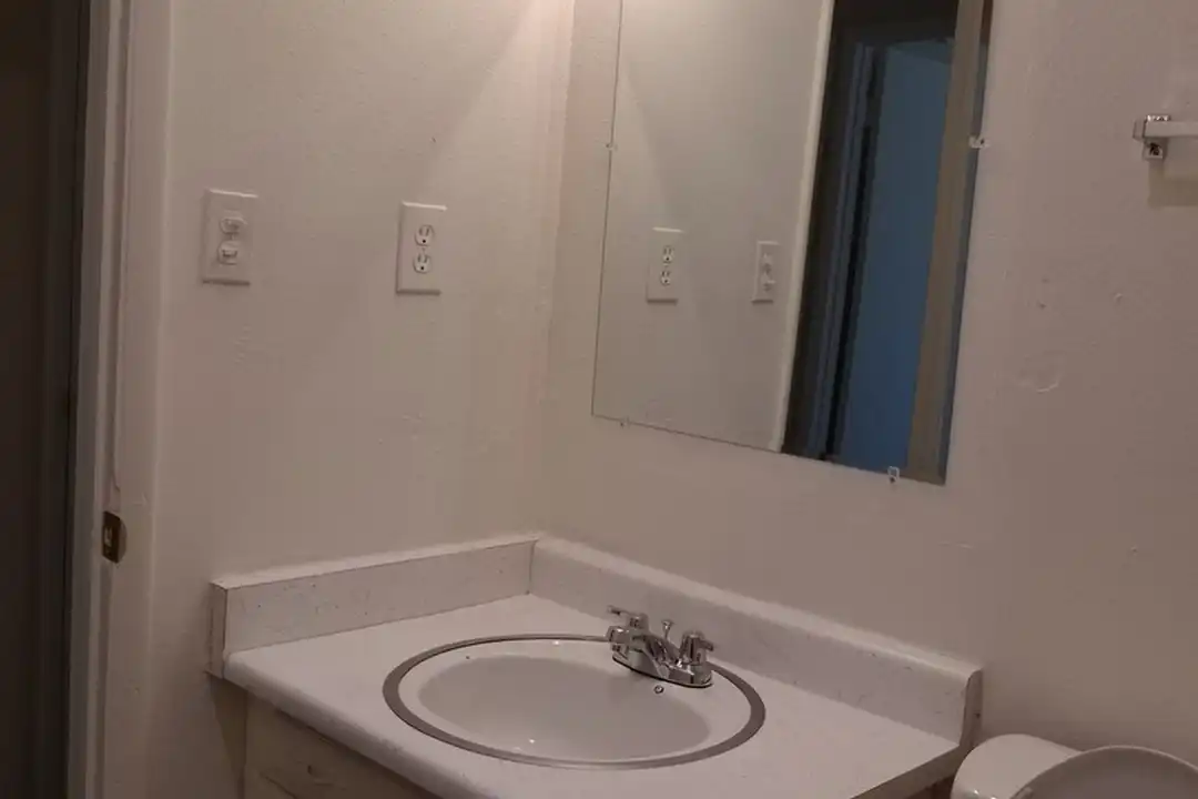 221 Stoddard Dr unit Bldg 12-2222 - More