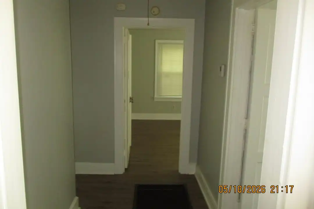 1205 9th Ave - View 3
