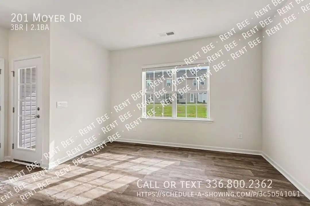 201 Moyer Dr - View 5