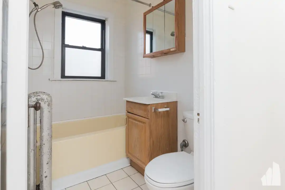 5945 N Paulina St unit 5949-1 - More