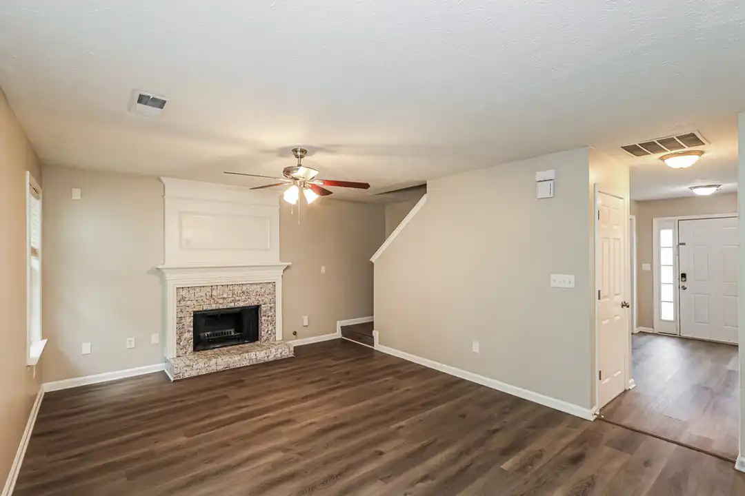 4970 Promenade Dr SW - More