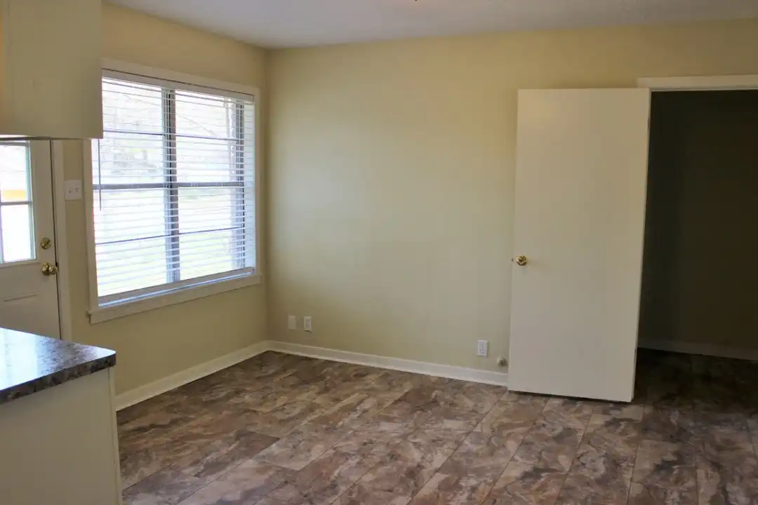 House in Brenham - View 5