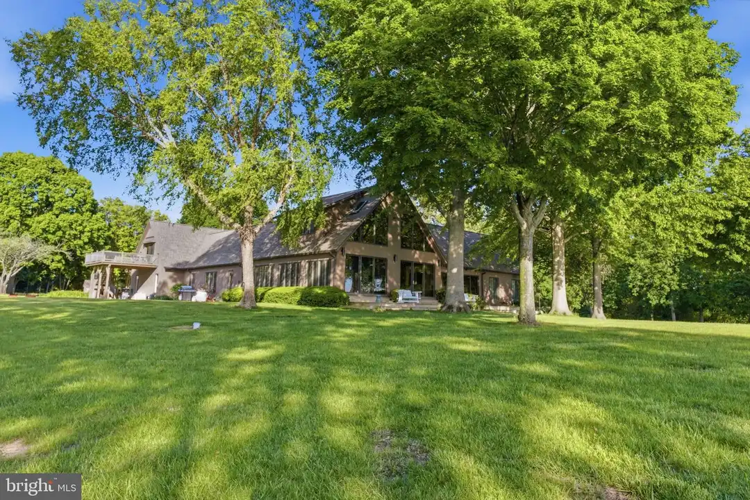 1140 Cheston Ln – photo 1 of 46