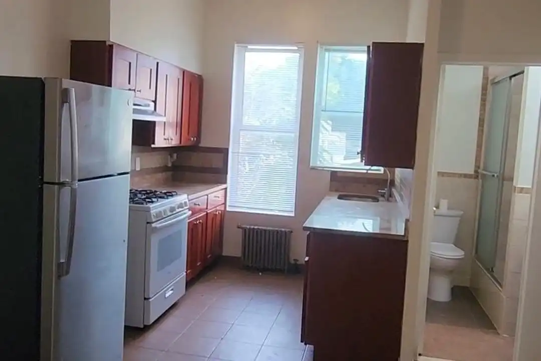 120-15 Jamaica Ave #2 – photo 1