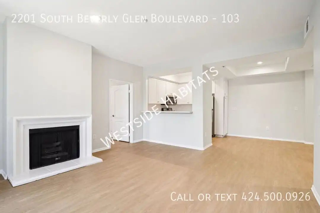 2201 S Beverly Glen Blvd - View 4
