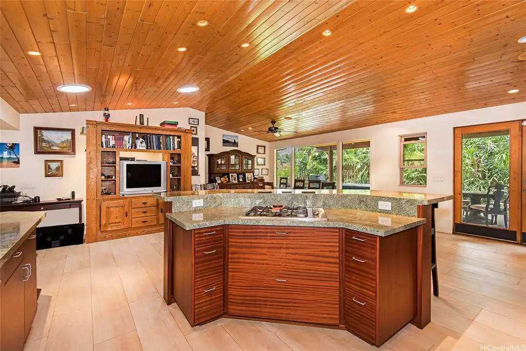 House in Kailua - View 5