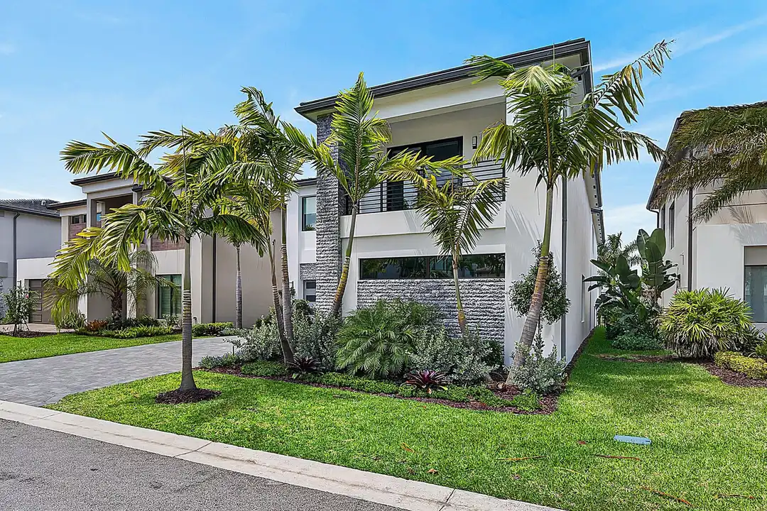 8561 Crystal Downs Ave - View 3