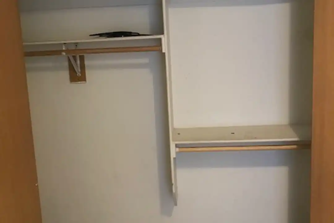 317 Erin Pl unit #202 - More
