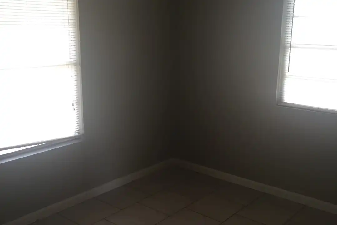 2801 Del Papa St unit 5 - View 5