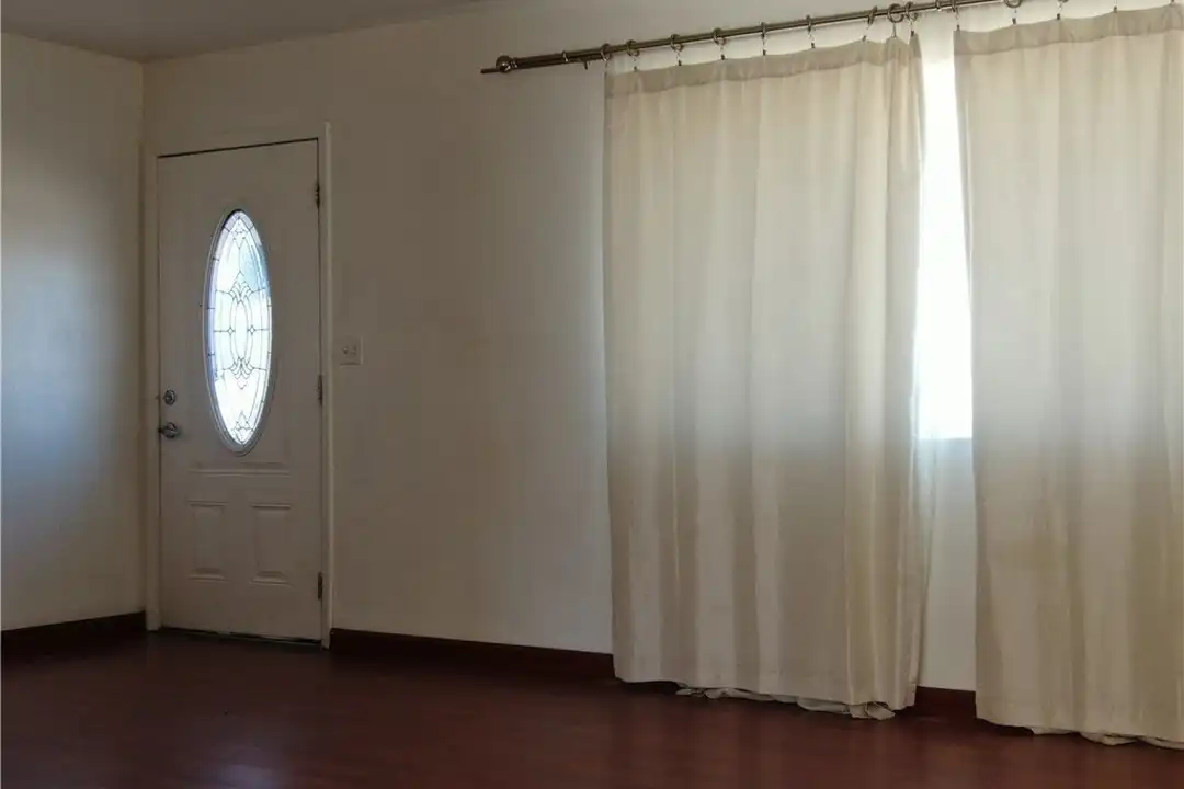 332 Date Ave - View 4