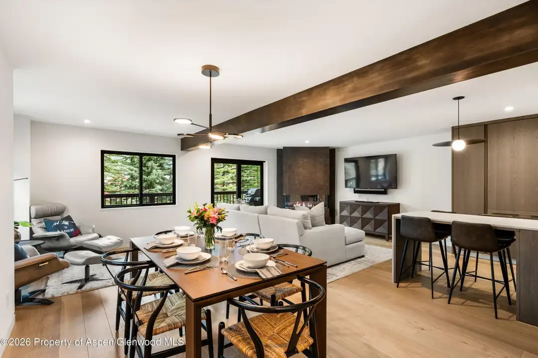 650 S Monarch St #7 - View 4