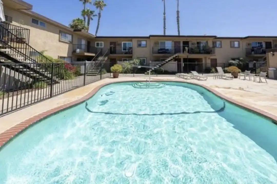 Apartment in El Cajon - View 3