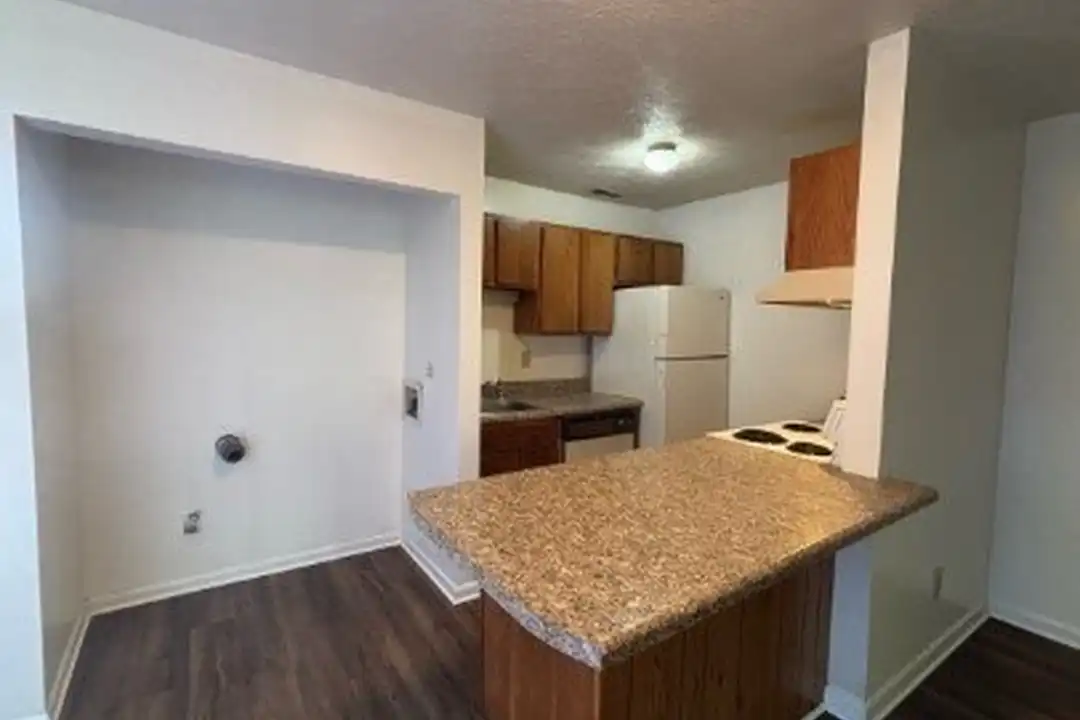 6400 Starbrook Dr #7 - View 4