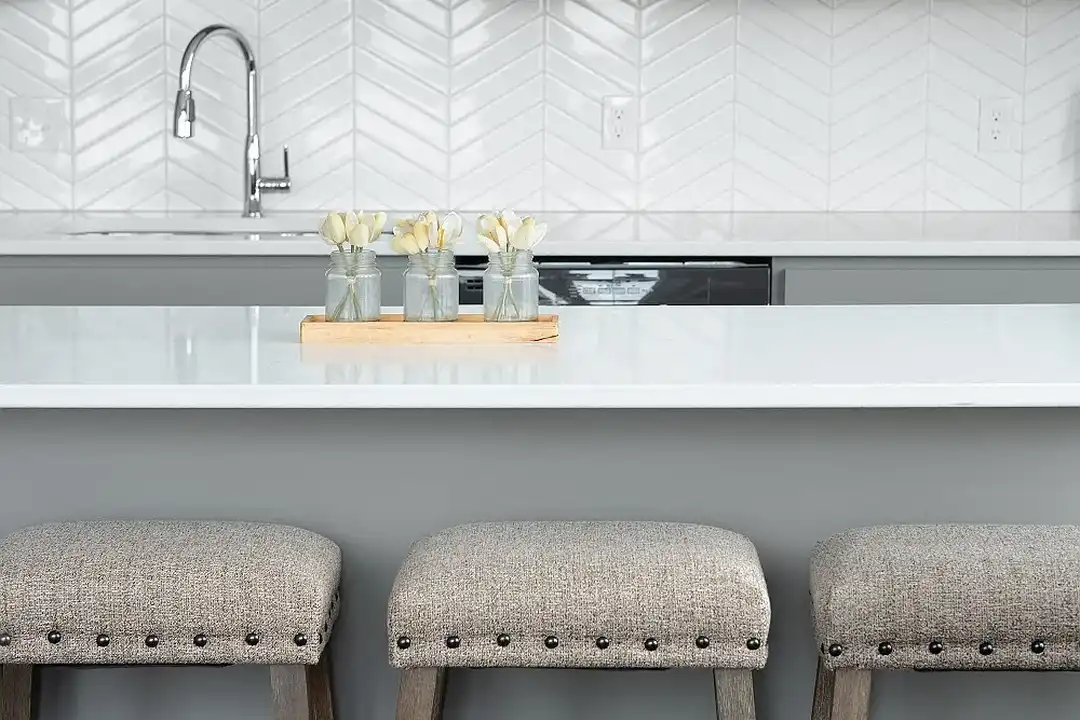 Dillard Apartments – photo 1