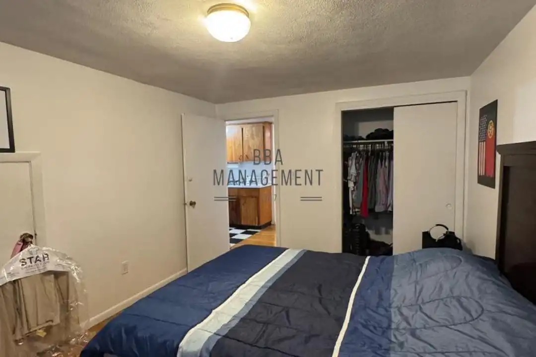 92 Strathmore Rd - View 5