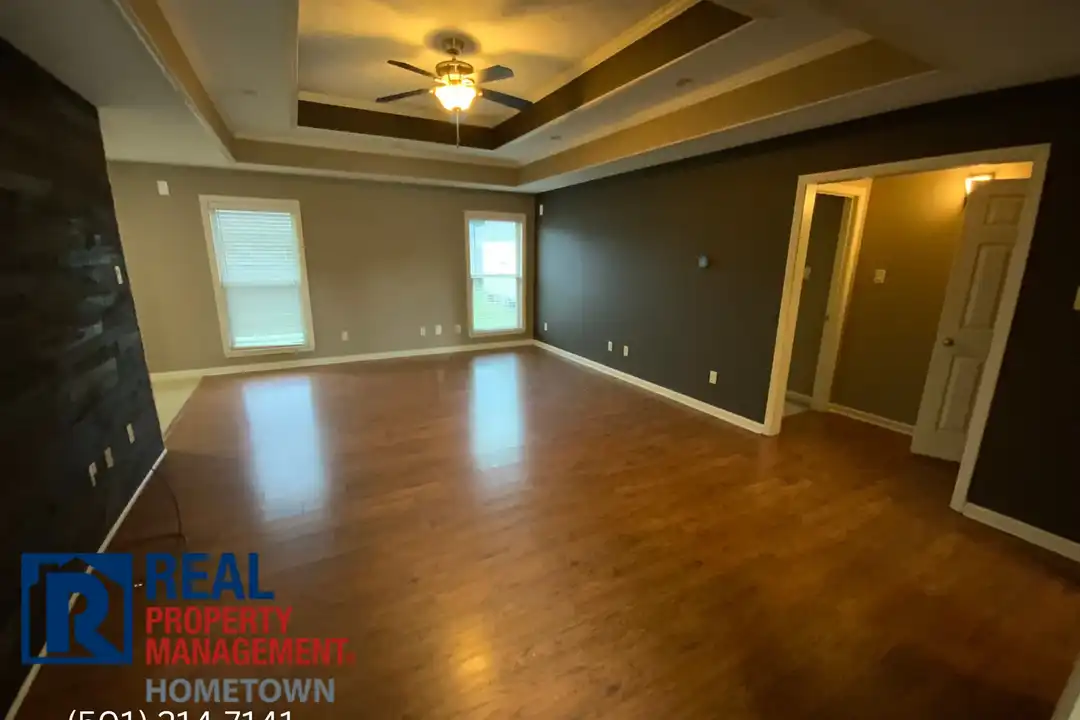 2809 Ewing Ln - View 2