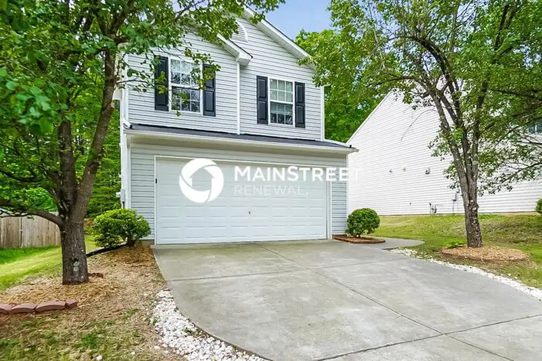 414 Summer Breeze Dr - View 2